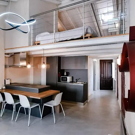 House Of Glass Cathedral View - The House Of Travelers * Côme