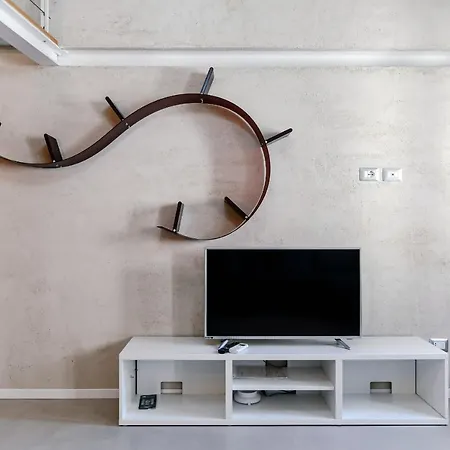 Appartement House Of Glass Cathedral View - The House Of Travelers Como